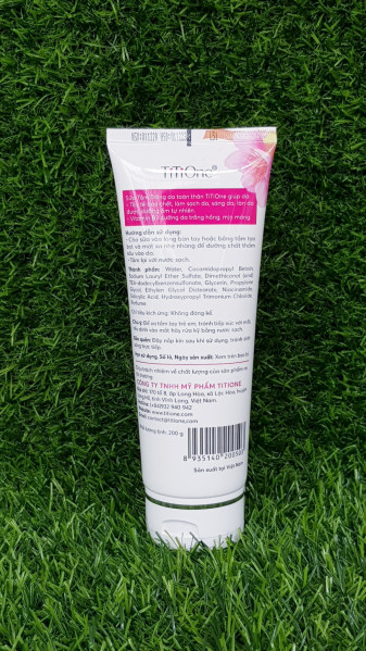 [HCM]Sữa tắm trắng da Titione 200g