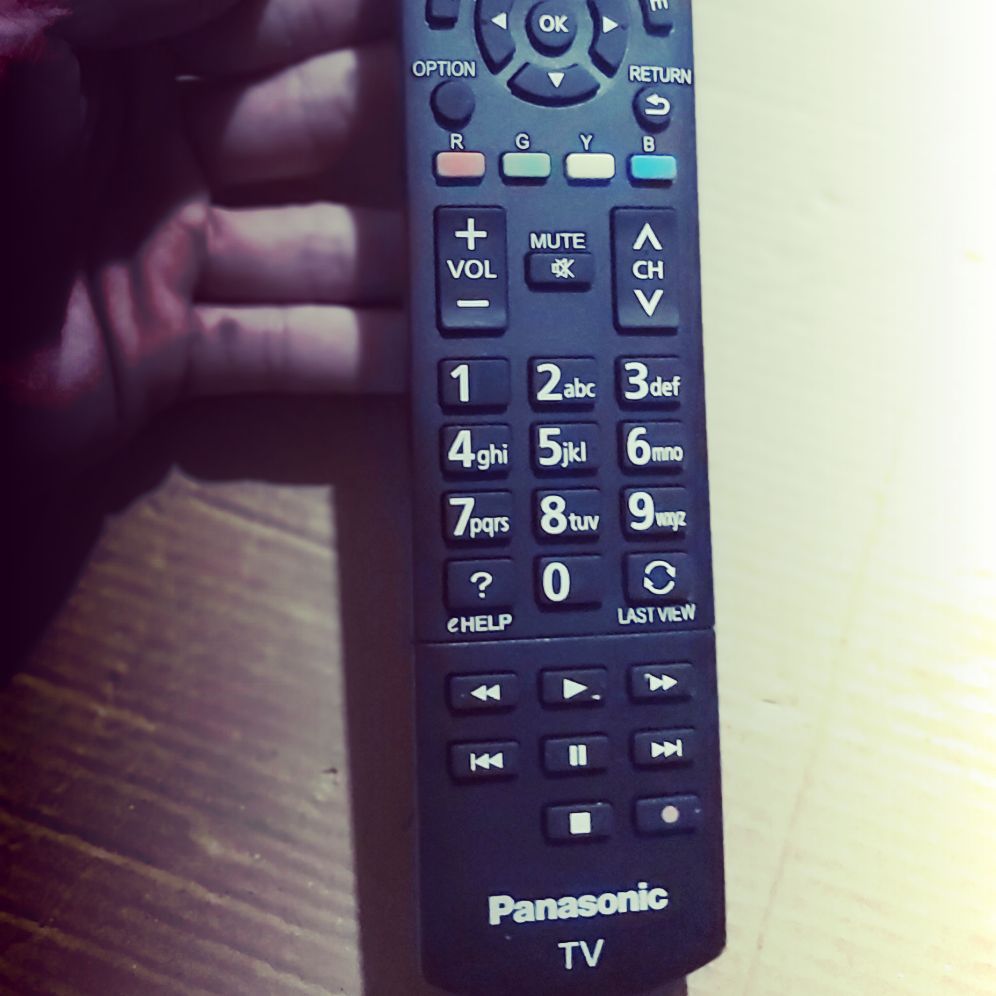 điều khiển tivi panasonic dài zin theo máy