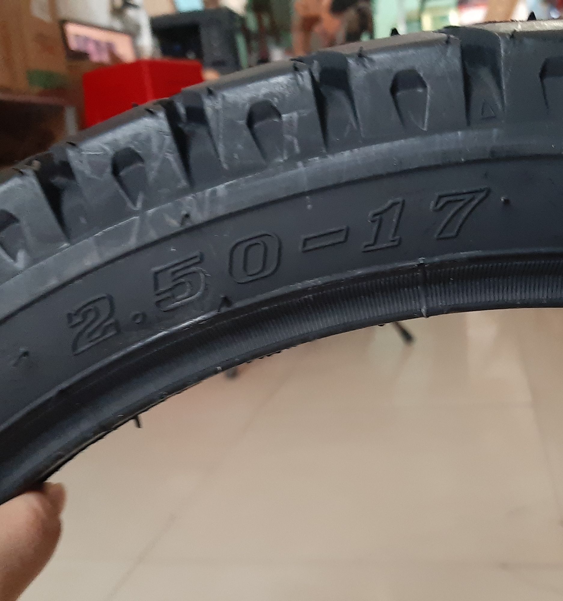 vỏ xe chở hàng GOODRIDE thái 250/17