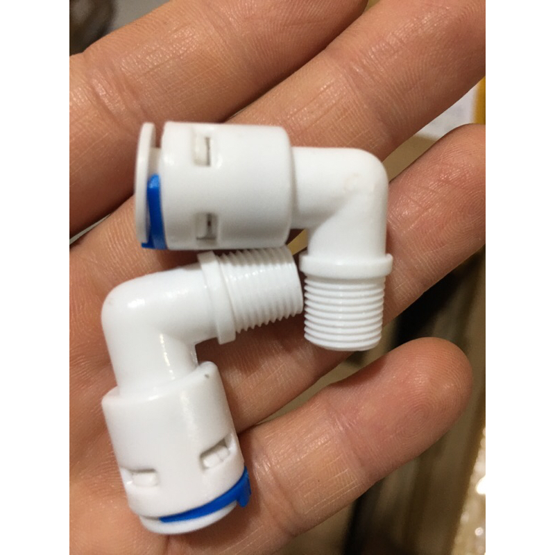 Cút nối vào cốc ro số 4 - máy lọc nước