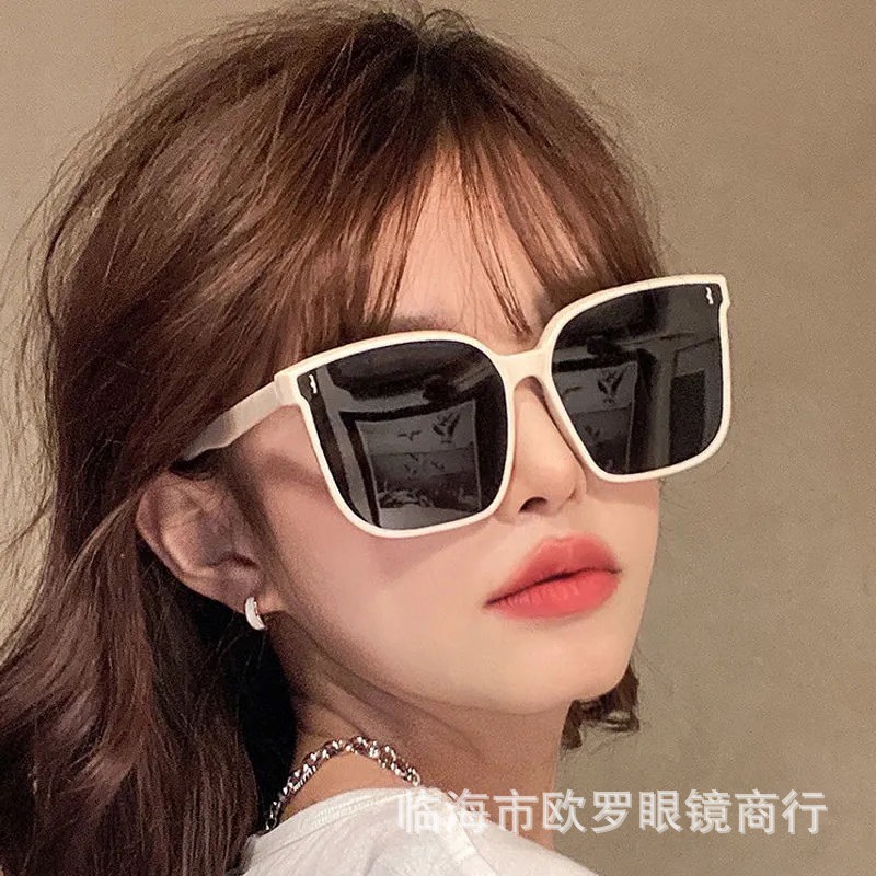 kính mát nam nữ chống nắng, tia uv