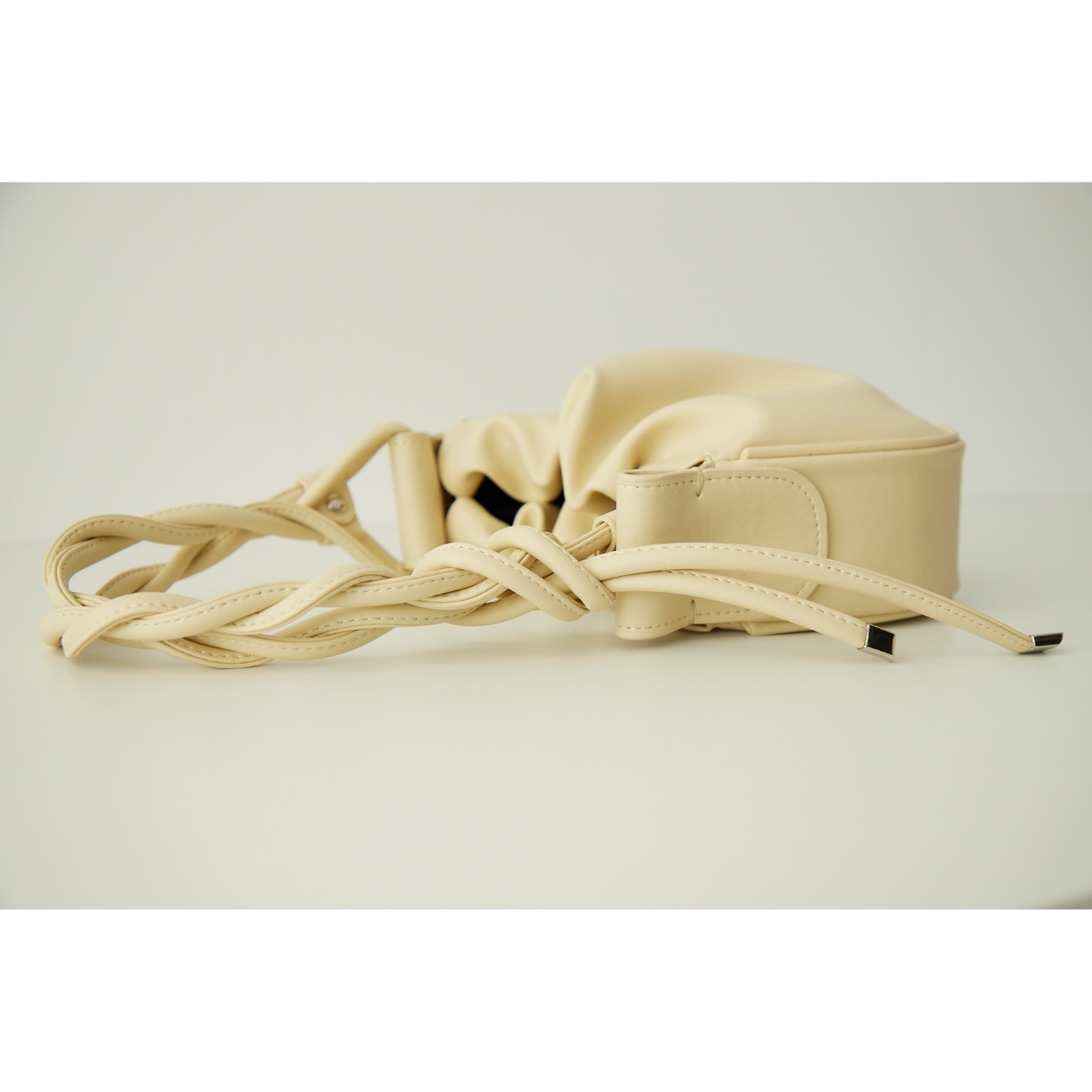 Ther Gab Shoe Bag (Beige)