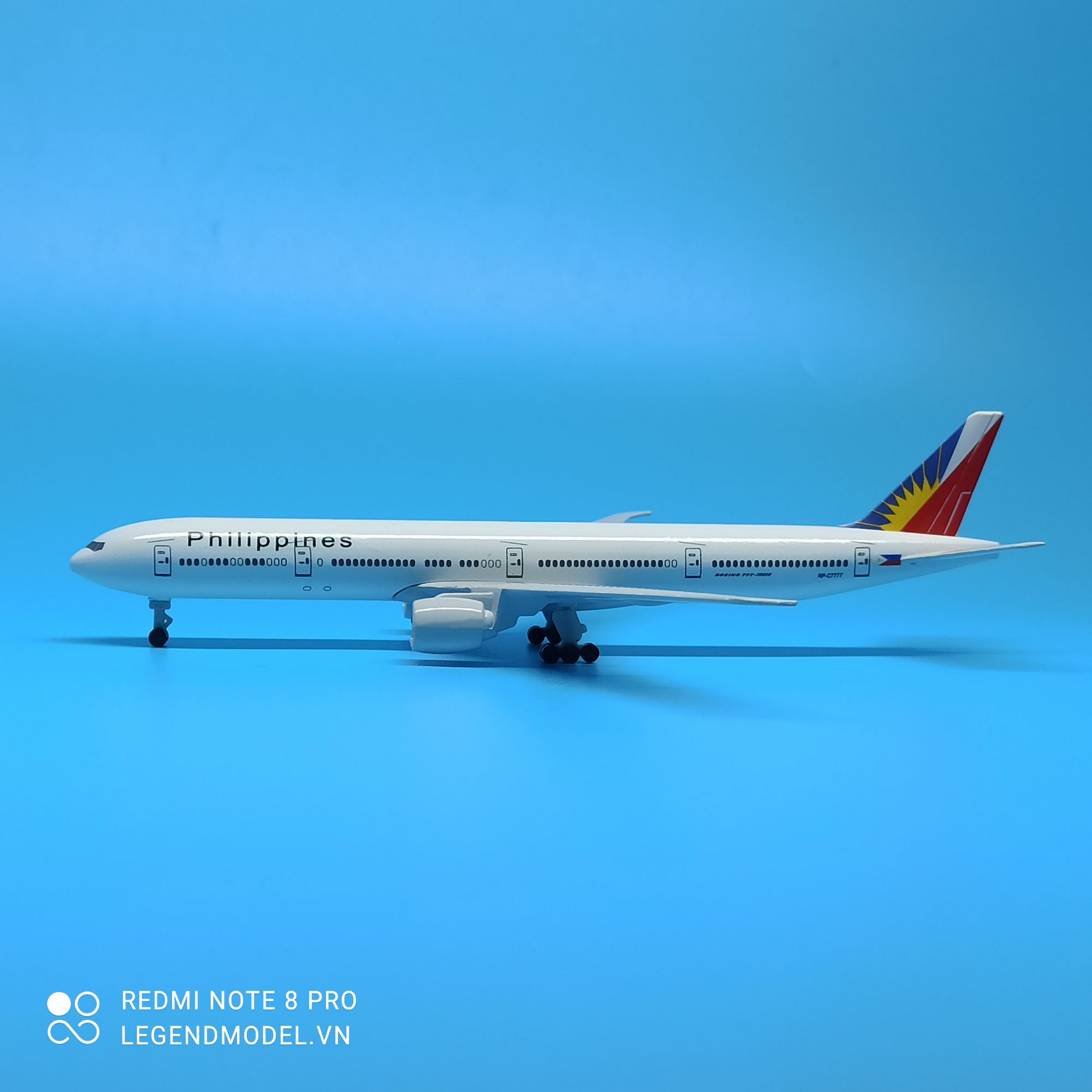 Mô hình máy bay Philippines Airlines