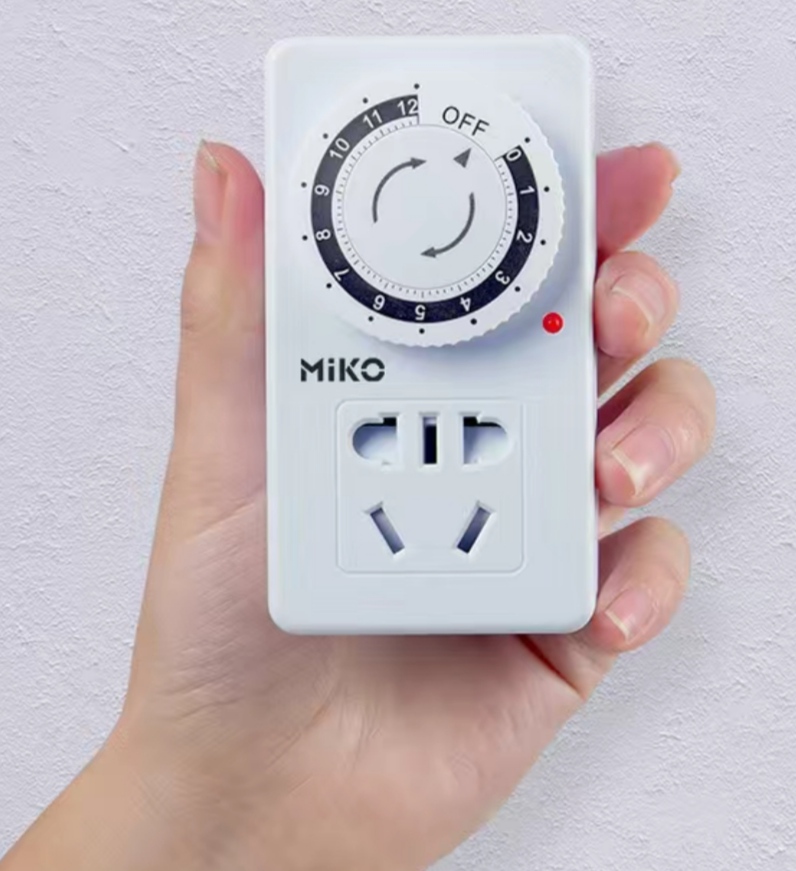 Ổ cắm đặt hẹn giờ  thông minh , loại cơ  Miko