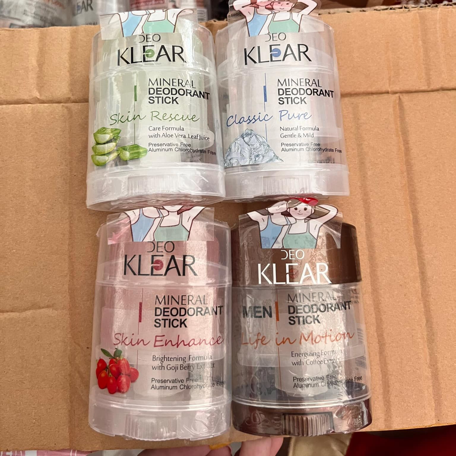 Lăn Đá Khoáng Khử Mùi DEO KLEAR Thái Lan 70G