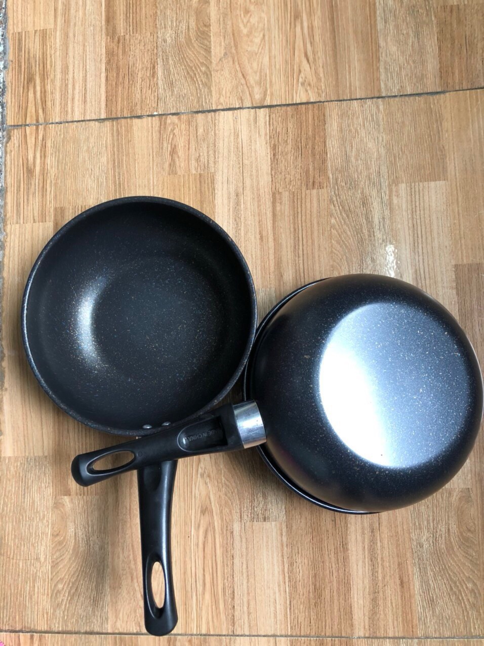 Chảo lõm chống dính size 20cm dùng được bếp từ