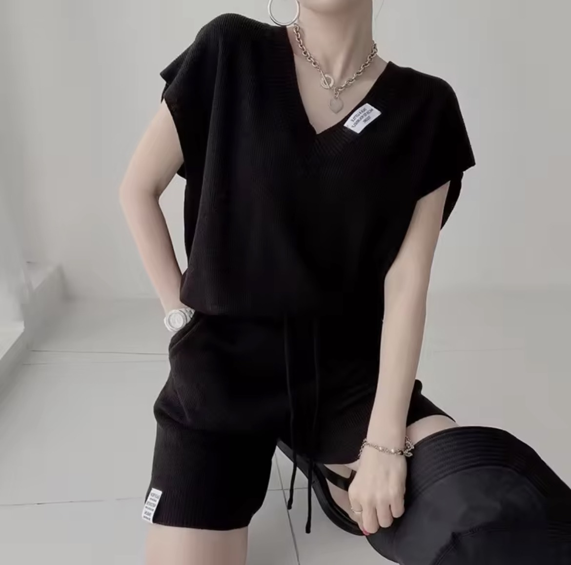 Set áo + quần len thụng cá tính 420k