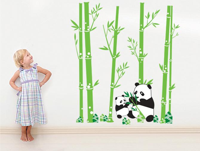 Decal trang trí Cây và Gấu Trúc 2 MẸ Con