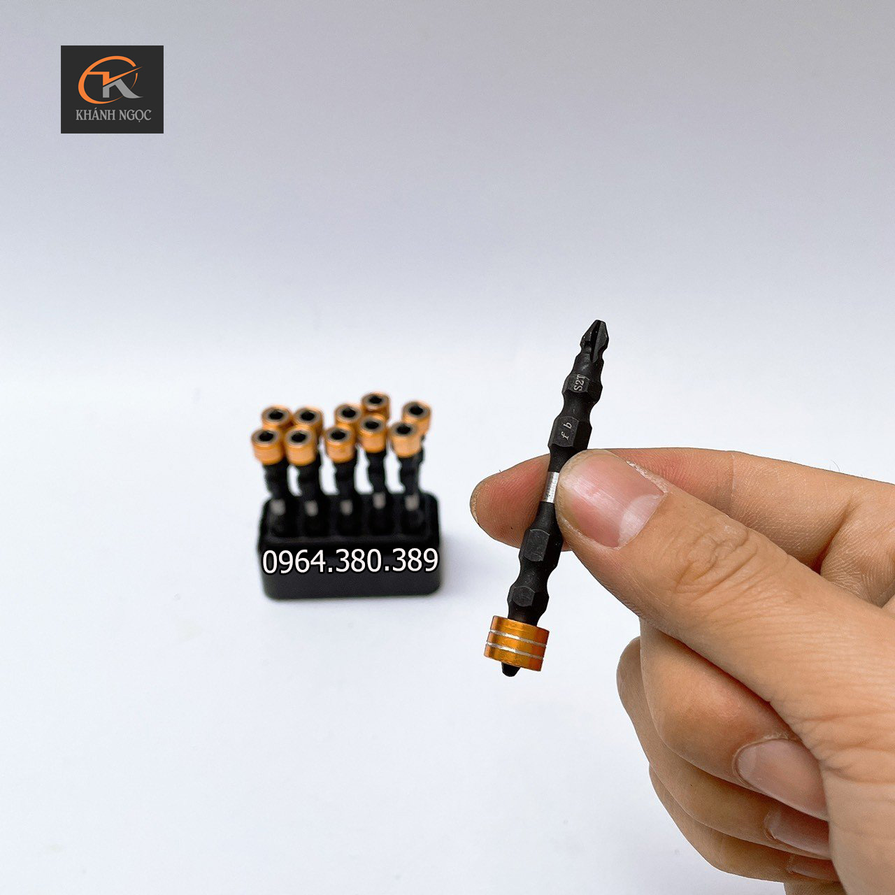 Mũi vít 4 cạnh có nam châm trợ lực siêu hít