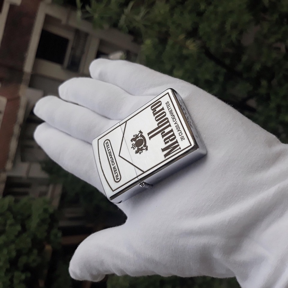 [HCM]Bật Lửa Zippo USA Khắc Logo Malboro - Tặng Xăng Đá