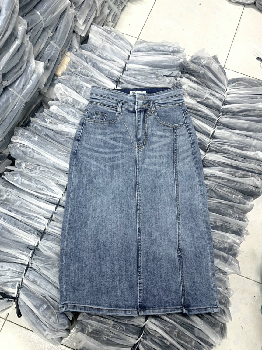 Chân váy XẺ TRƯỚC jean co dãn 4 chiều ,phom dài ,cạp cao siêu hack dáng