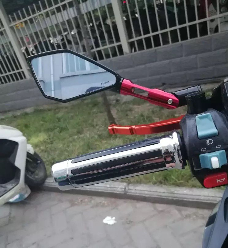 Gương xe máy 5 cạnh Rizoma