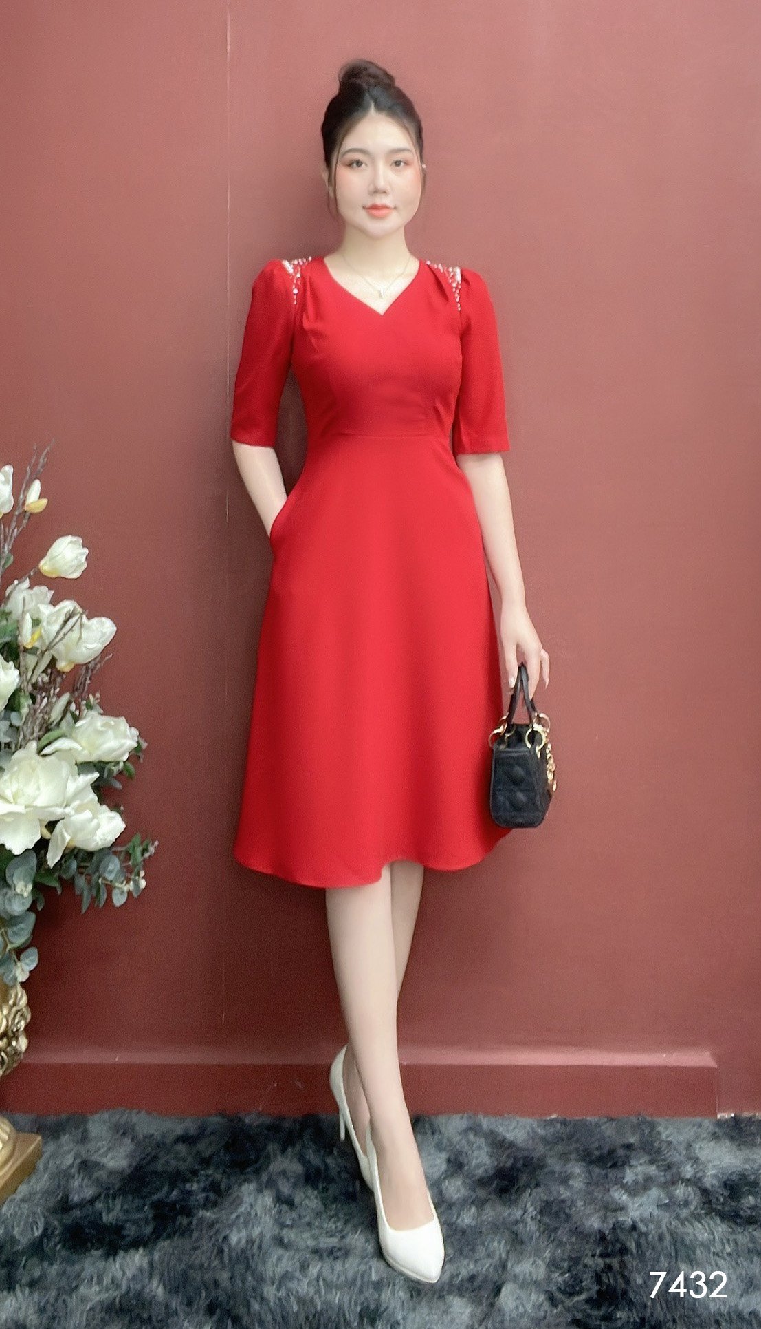 Đầm EMY EM7432 Xoè Đỏ Tay Lỡ
