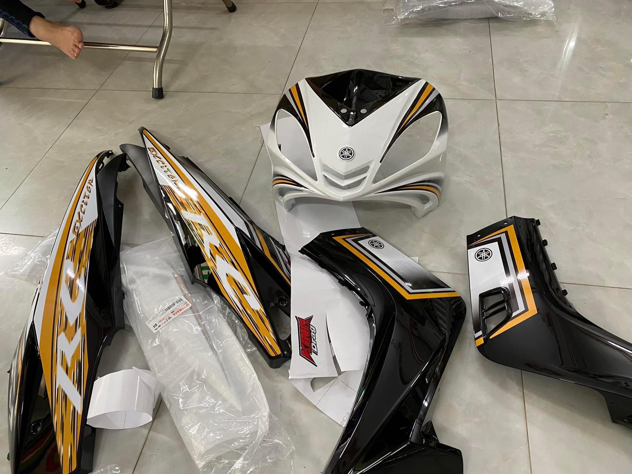 Dàn Áo exciter 2005-2010 màu trắng đen yamaha chính hãng dành cho ae