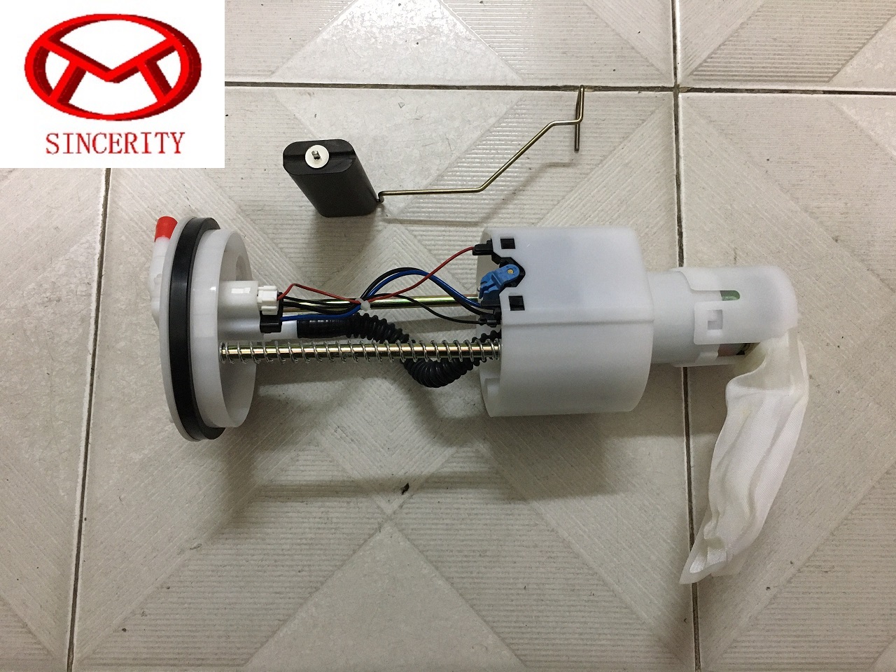 Cụm bơm xăng Dongben 870