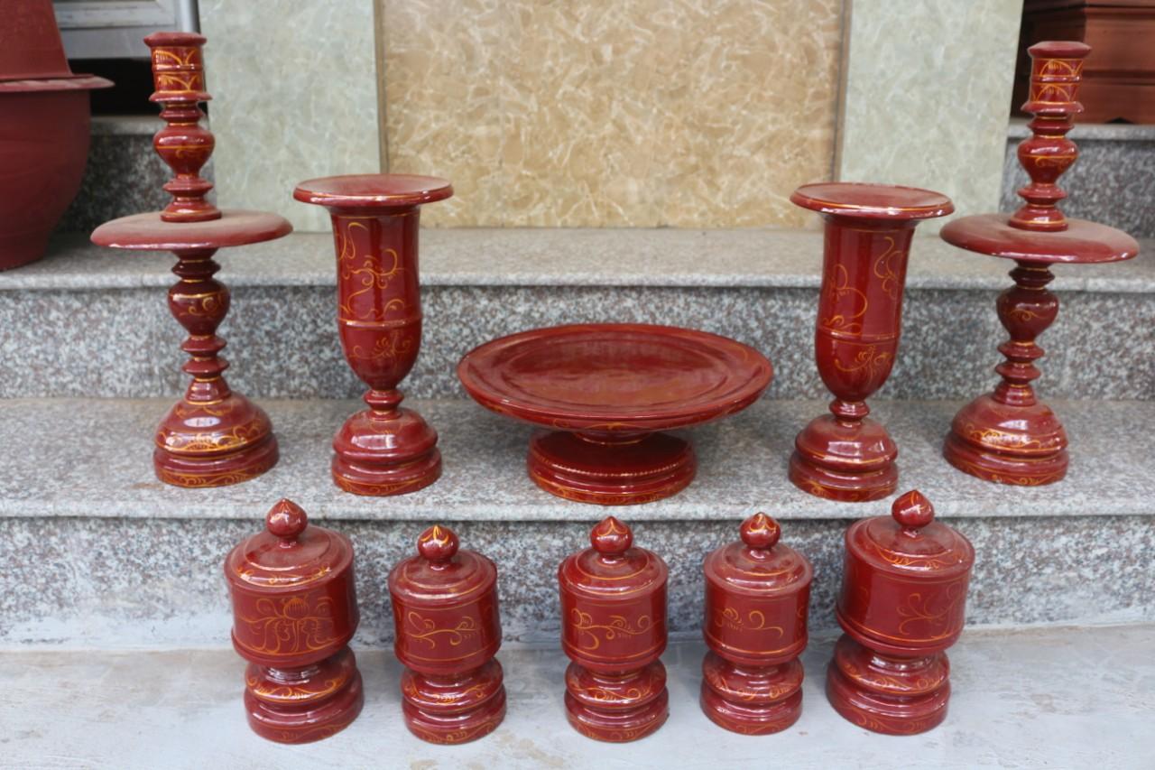 Bộ đài nến 10 món thờ cúng gia tiên gỗ mít