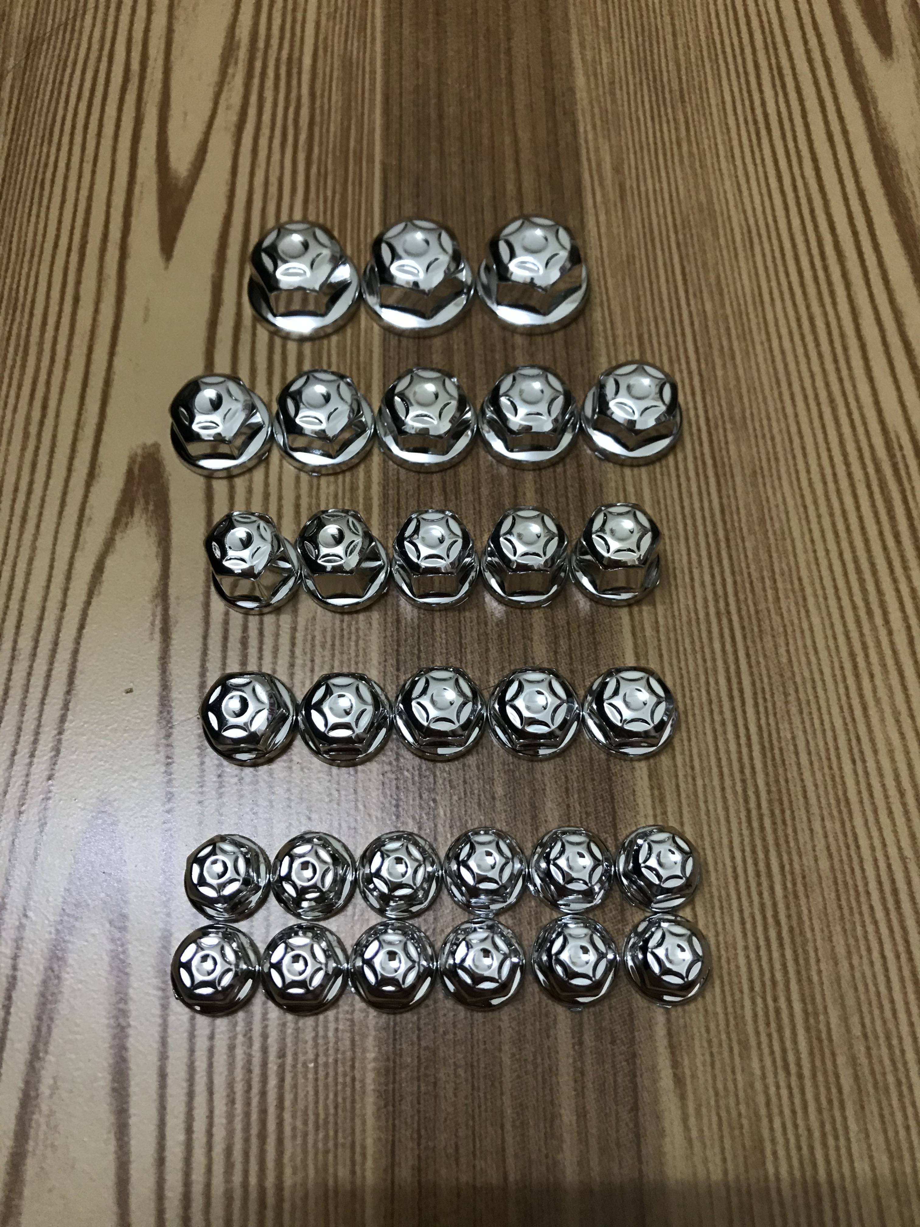 Bộ chụp ốc mầu - 1 bộ 30 con ( trắng )