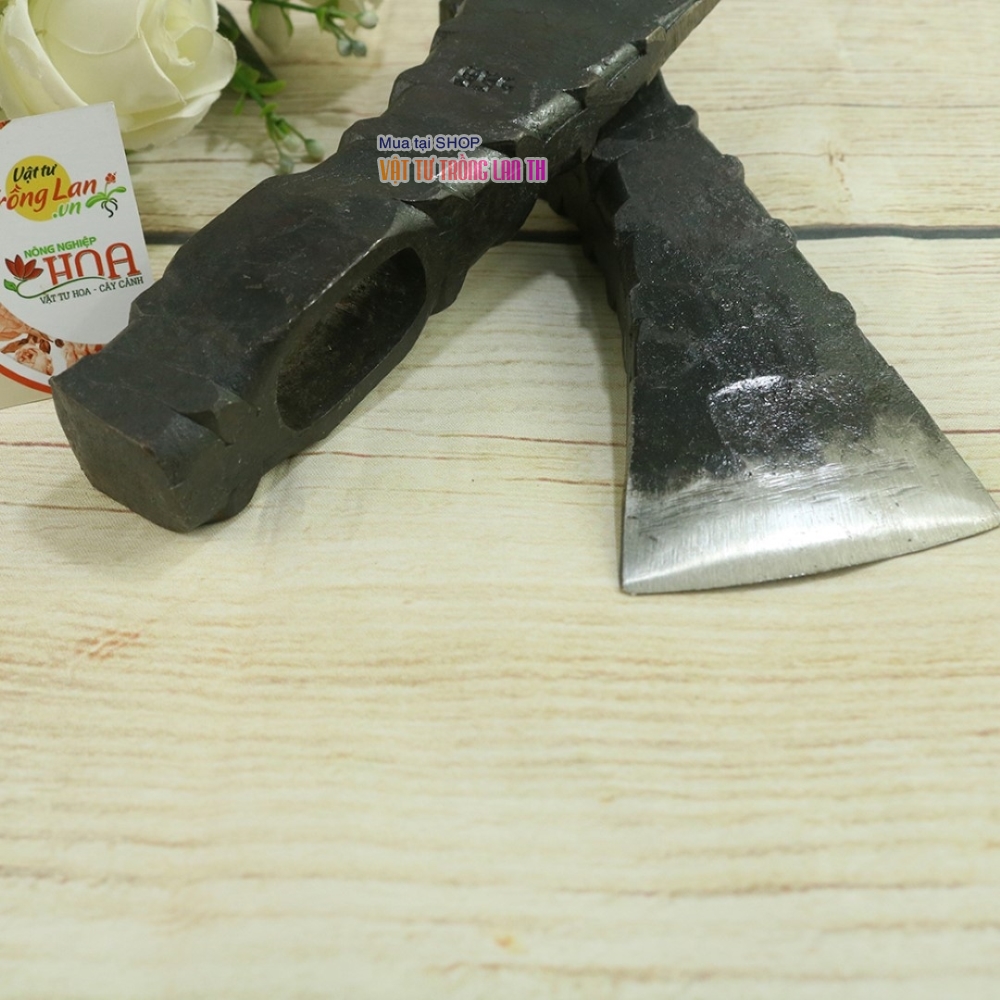 Rìu chặt cây, rìu bổ củi sắc bén