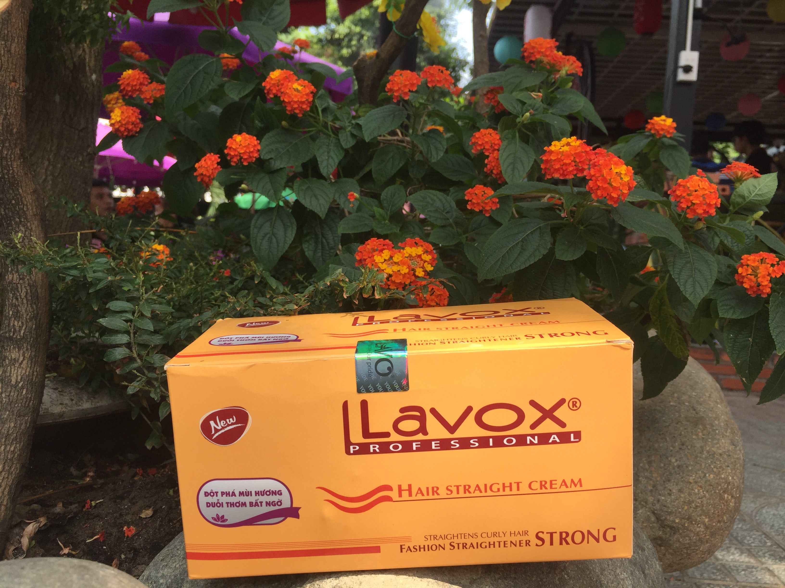Kem duỗi dập tóc Lavox siêu thẳng mượt 500 ml