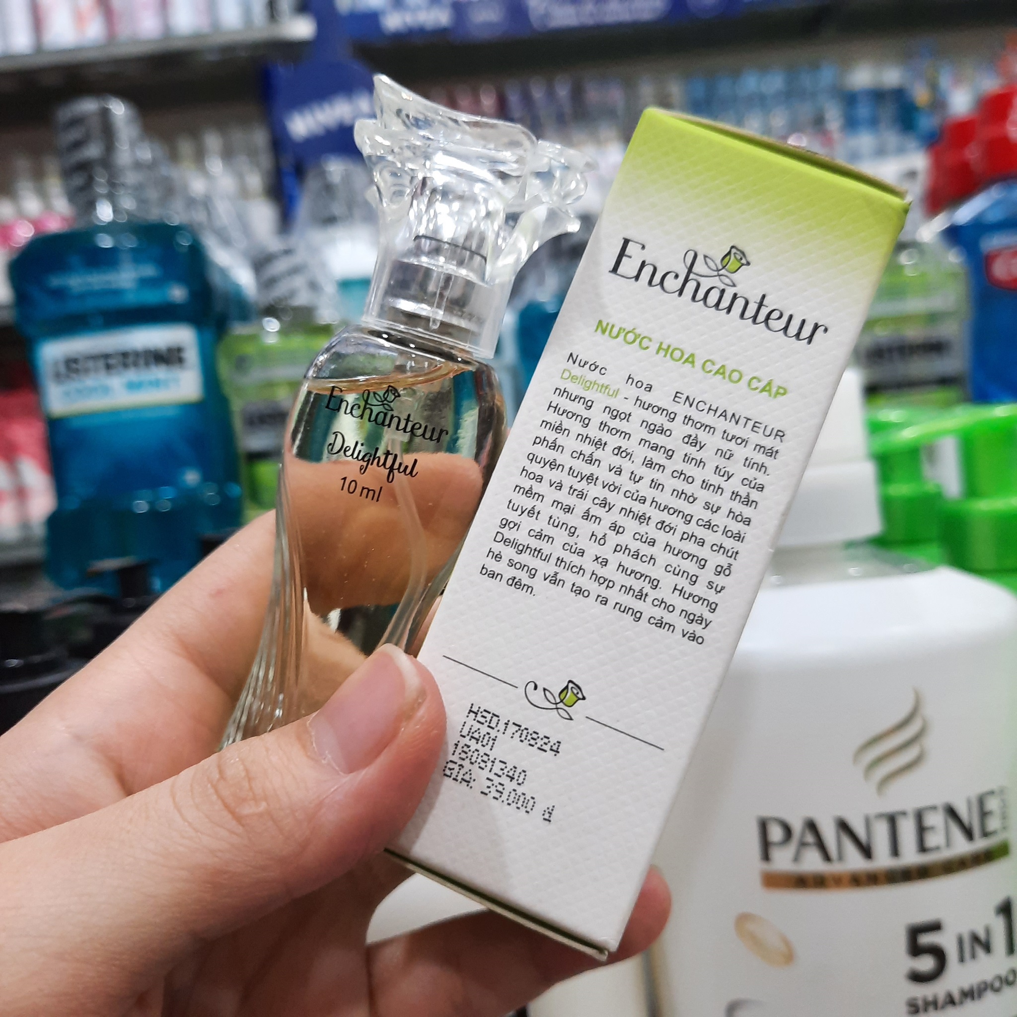 Nước hoa Enchanteur Delightful 10ml