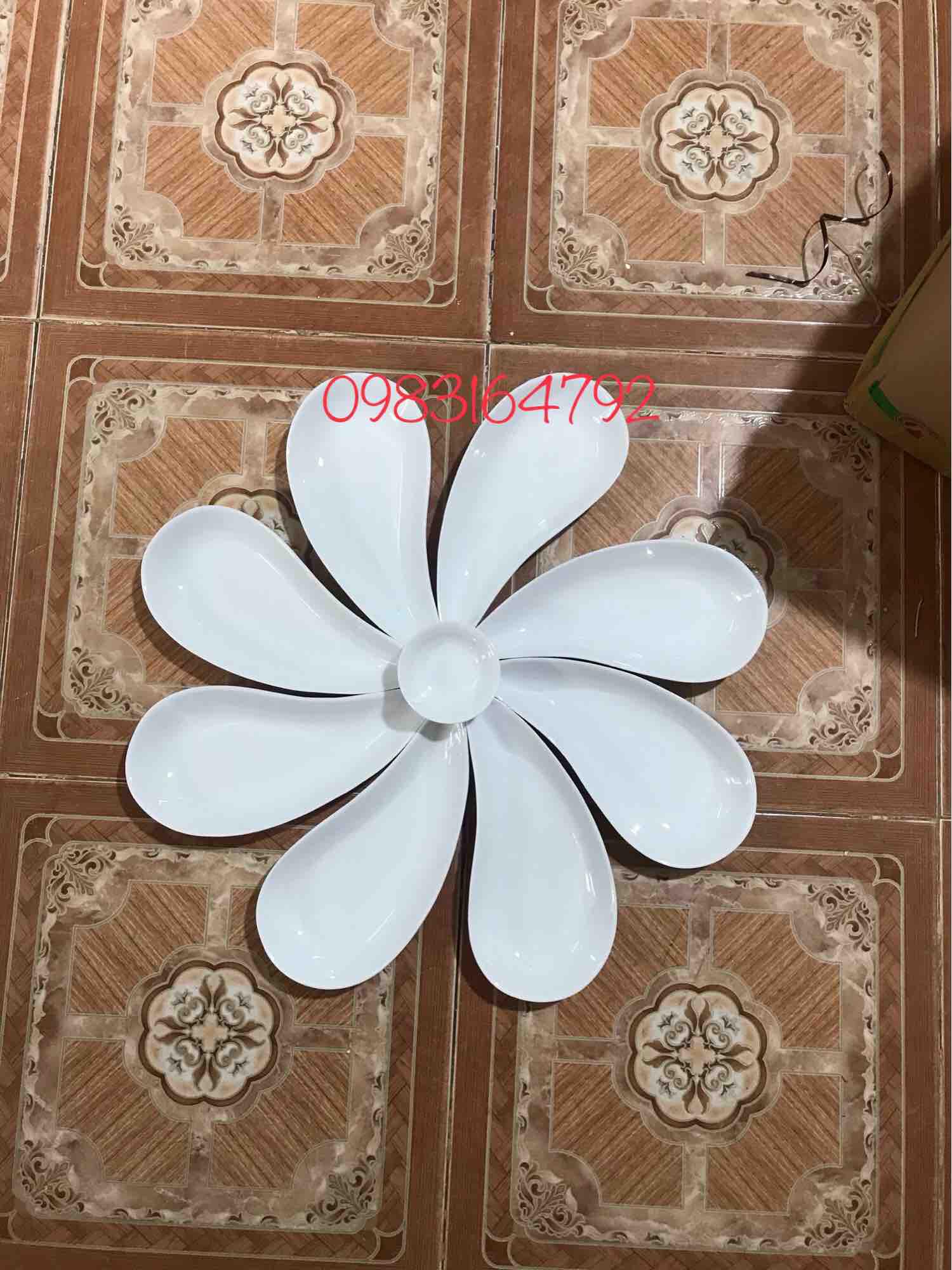 Bộ đĩa bông hoa 8 cánh gốm sứ Bát Tràng