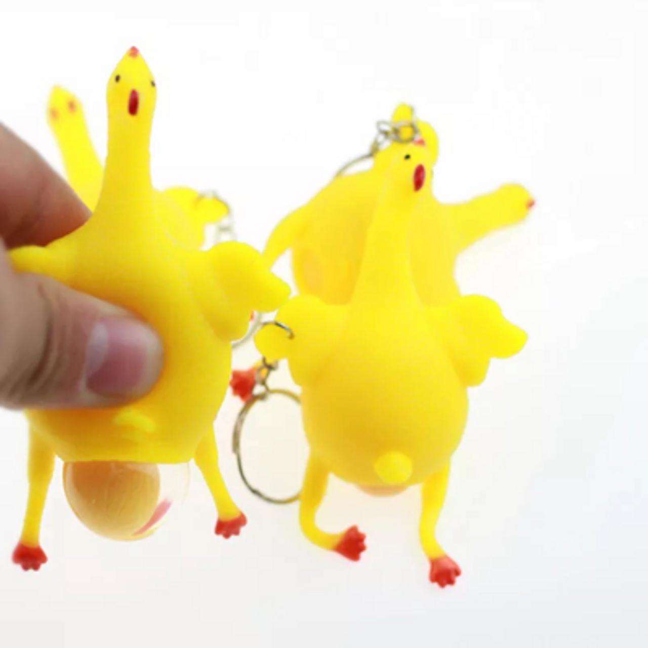 Móc khóa gà đẻ trứng dễ thương