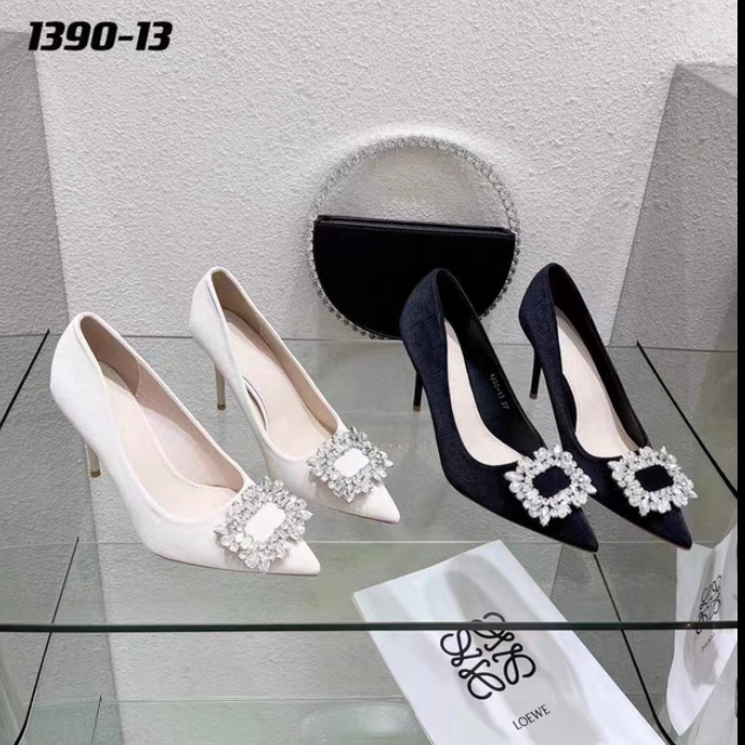 Giày cao gót bít mũi đính đá gót nhọn 7 phân mã H165