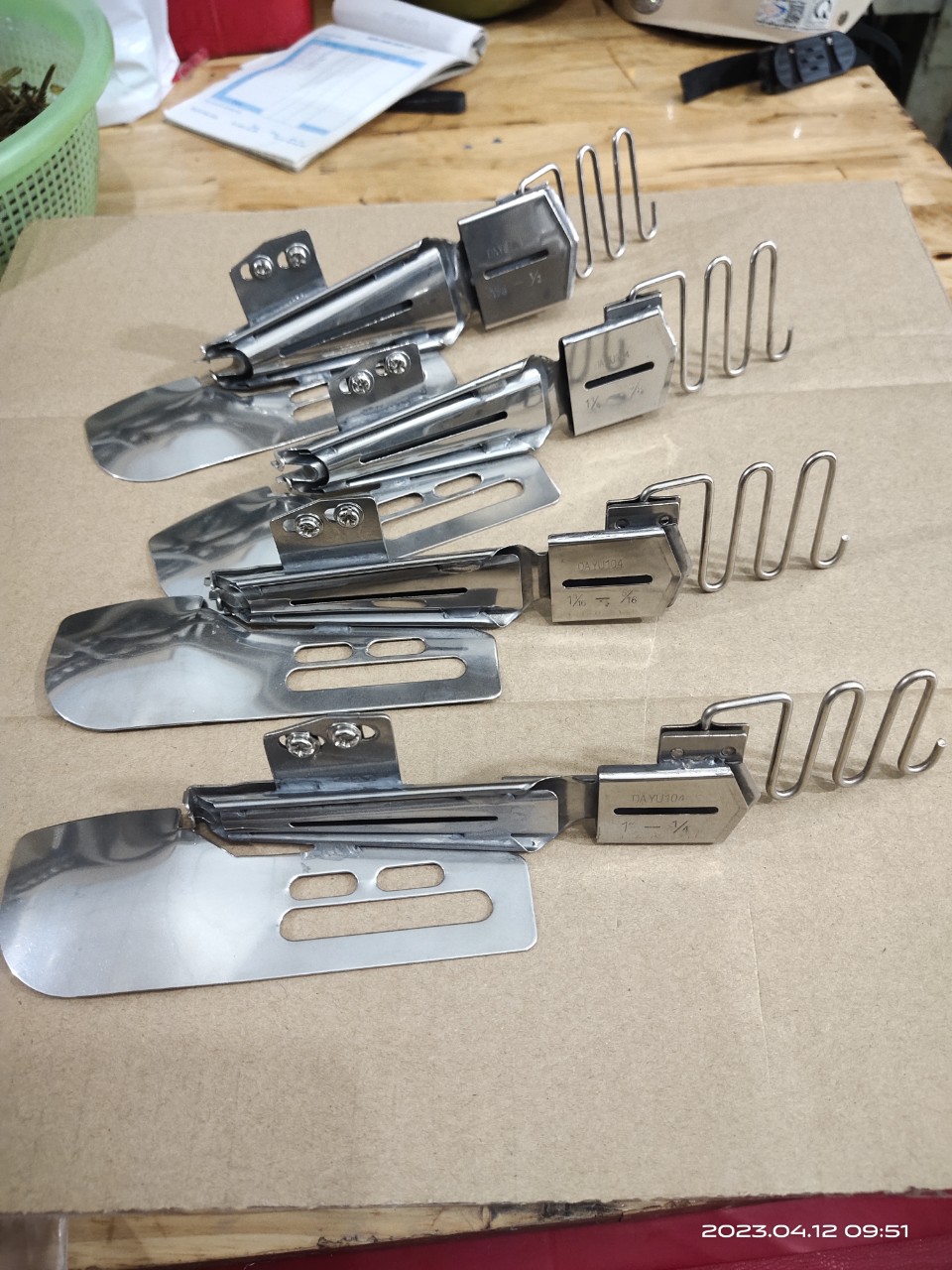 Cữ viền gấp 2 mép có điều chỉnh nhiều sai số