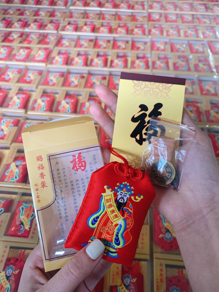 Túi thần tài, Kim bài thần tài