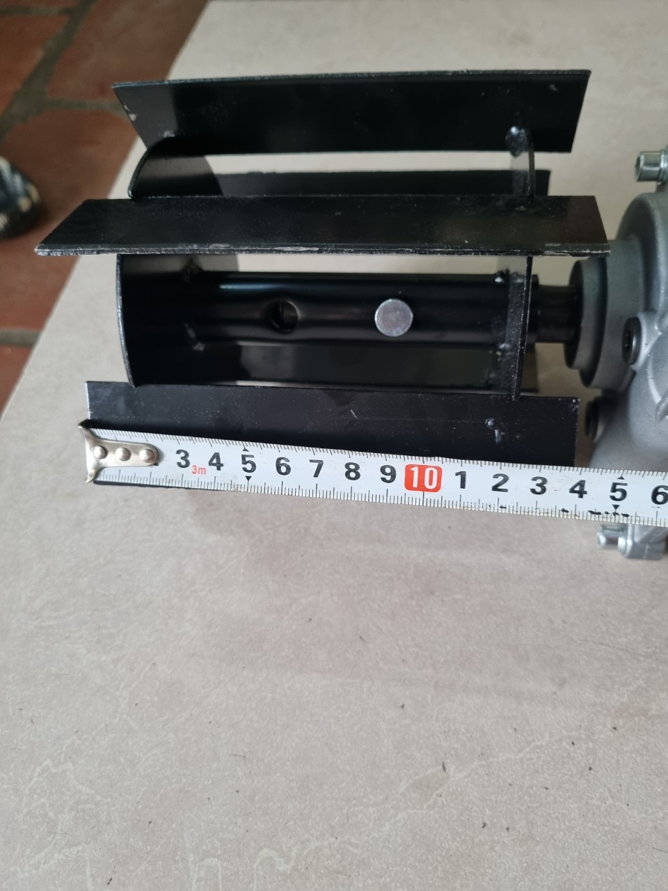 Đầu xới đất lắp máy cắt cỏ - Cánh thẳng, trục 28, 9 khía
