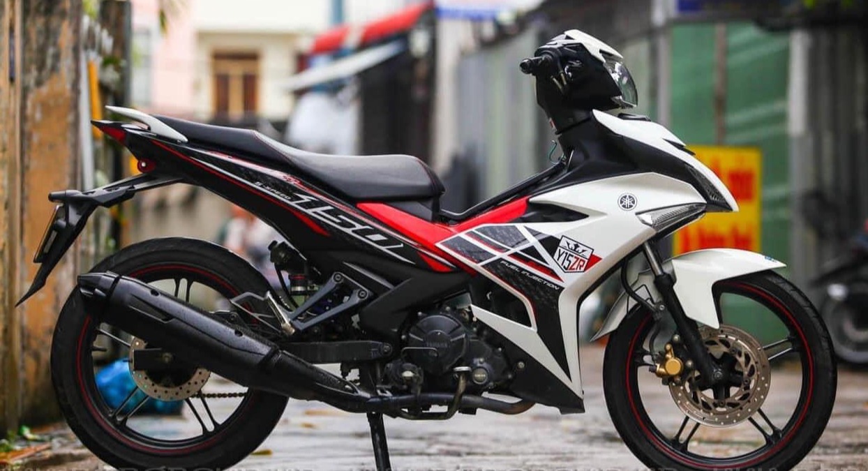 Tem rời ex y15zr 150 dán xe trắng đen