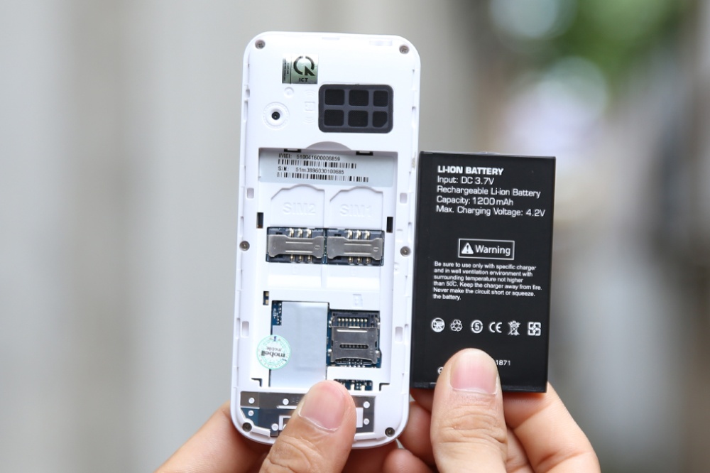 điện thoại mobell m389