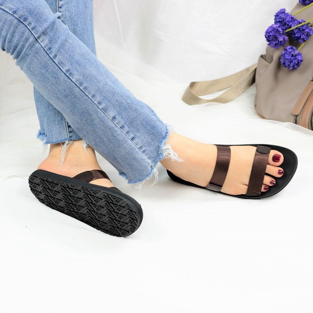 Dép nữ 2 quai ngang GIAVY