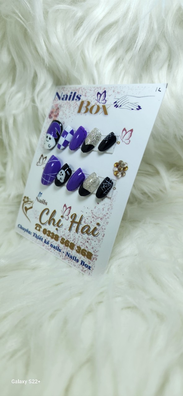 Nails Box