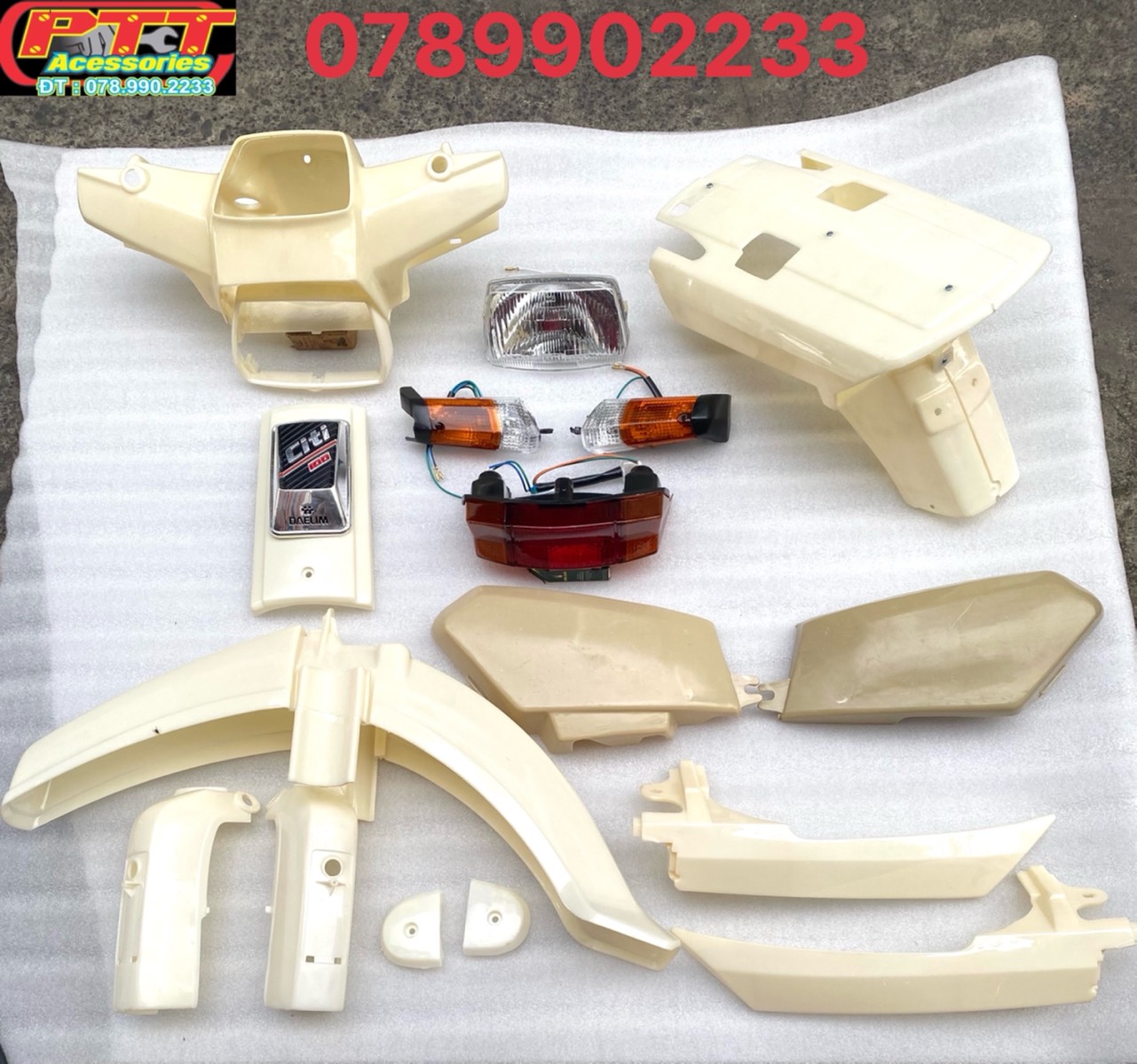 Dàn áo xe citi 100 daelim nhựa abs