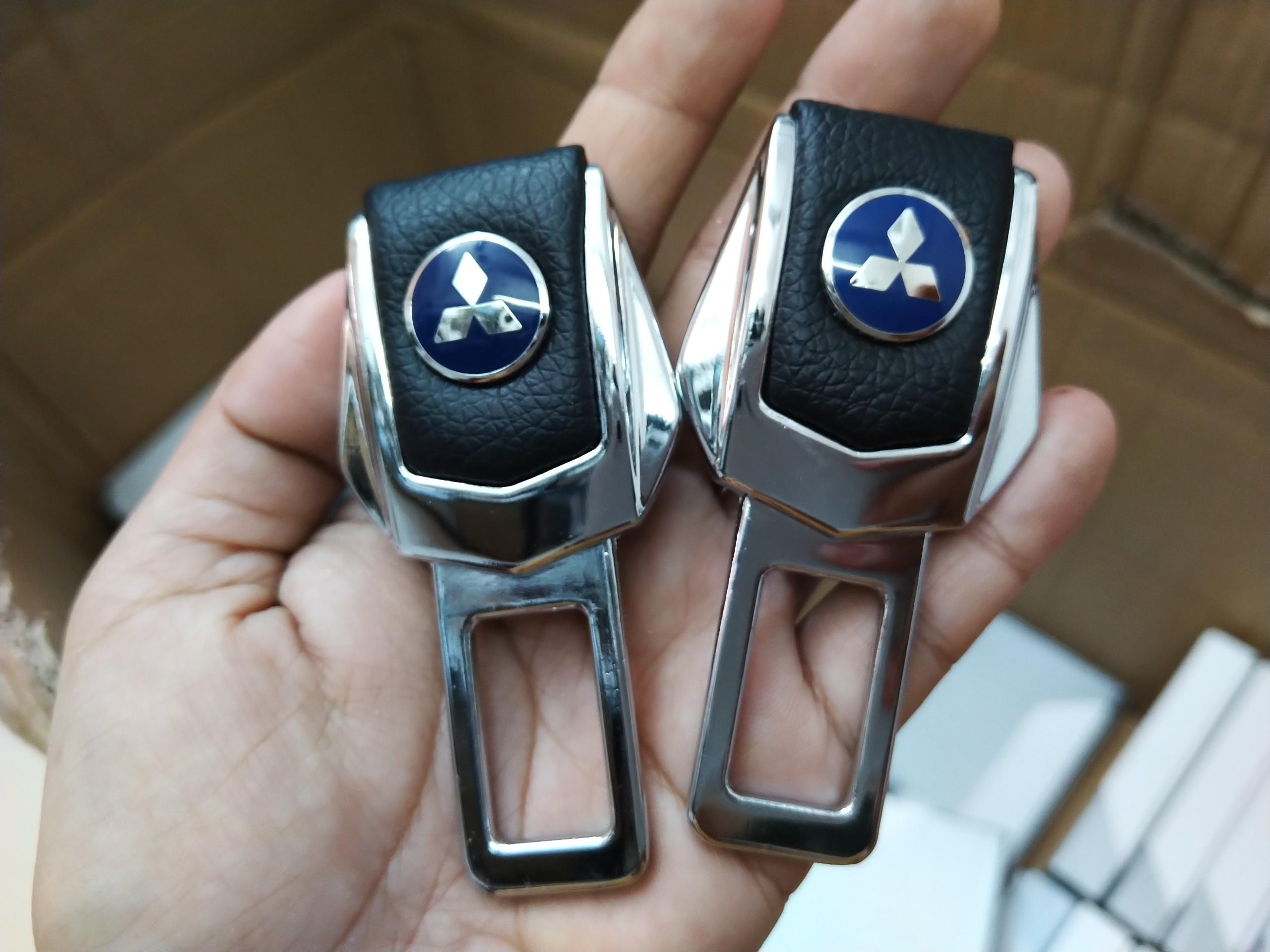 CHỐT AN TOÀN OTO LOGO MITSUBISHI