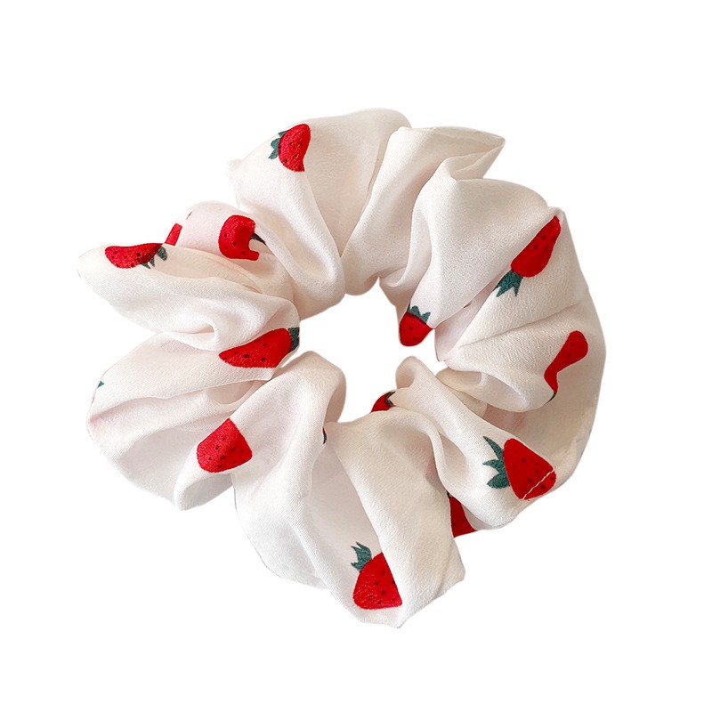 Scrunchies quả dâu xinh xắn
