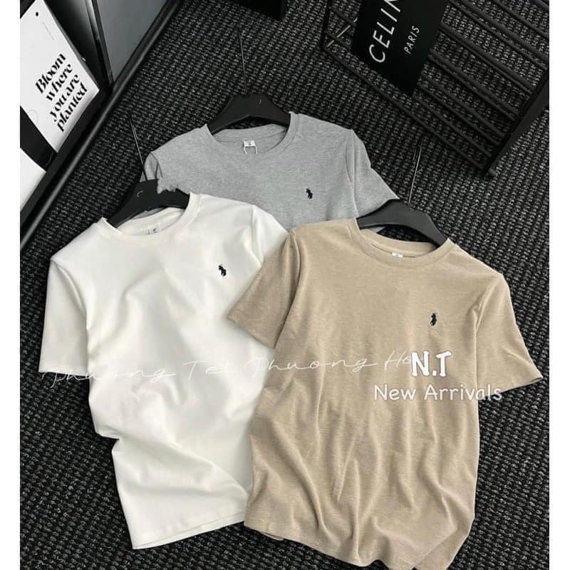 Áo thun cổ tròn thêu ngựa form ôm