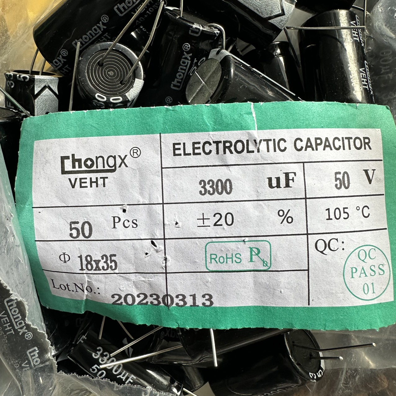 Tụ hóa 3300uf 50v ( 18x35mm )