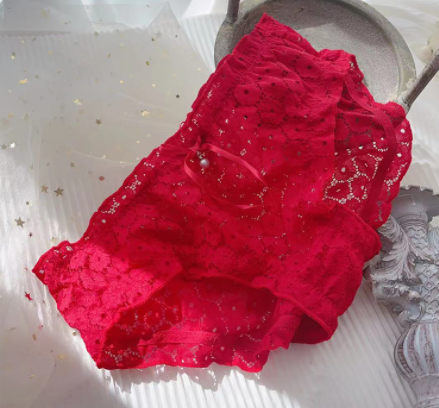 Quần lót nữ cotton-ren lưới màu đỏ ngọt ngào xuất đông âu .