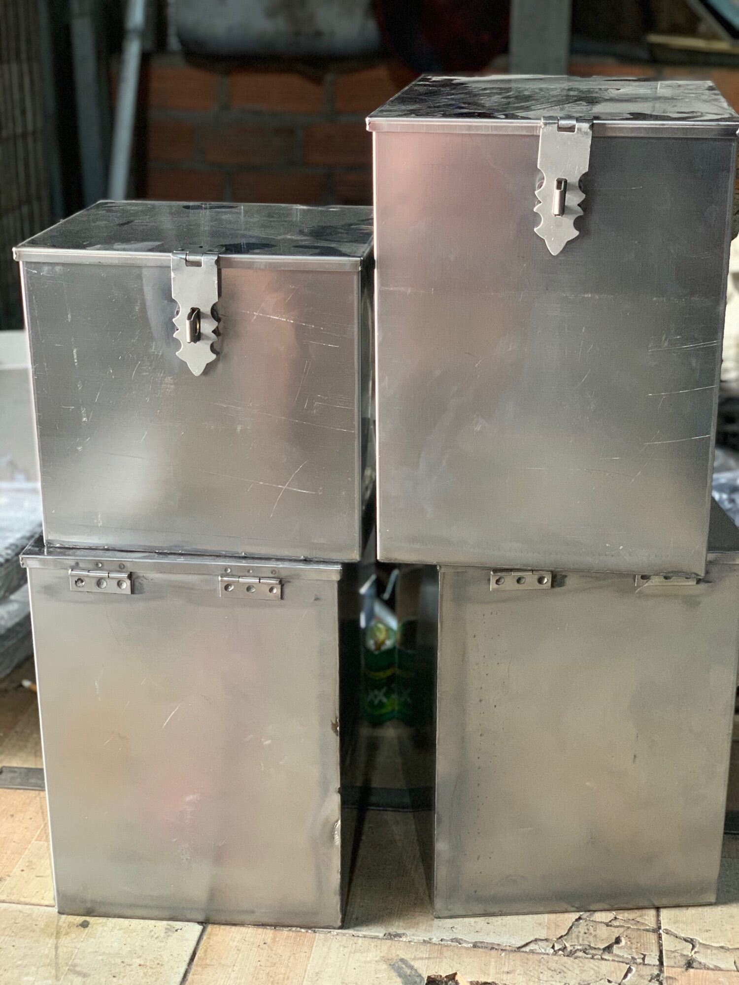 Thùng đựng đồ inox