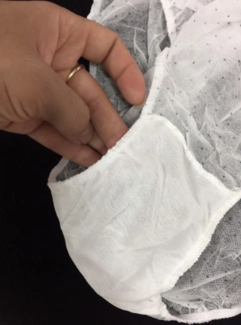 Quần Lót Giấy Happy Days Hồng sử dụng 1 lần 1 gói 5 chiếc (MSP: Đáy Cotton - 2lớp đáy)