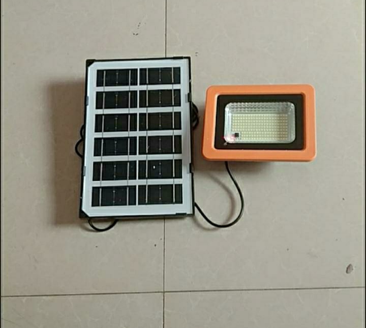 (Giá siêu rẻ) Đèn led năng lượng mặt trời Solar Light 65W