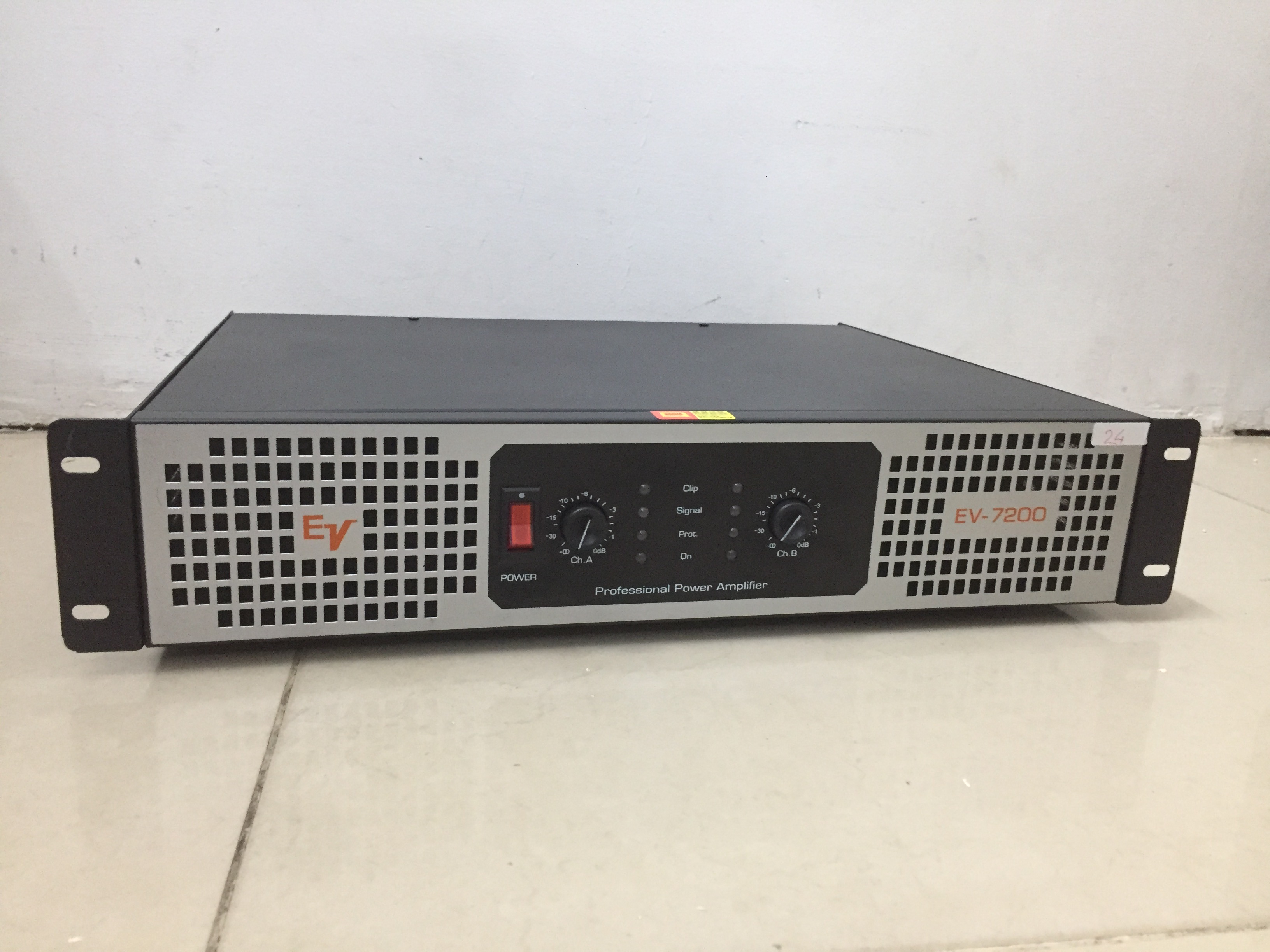 Cục Đẩy Main Công Suất EV7200 16 SÒ