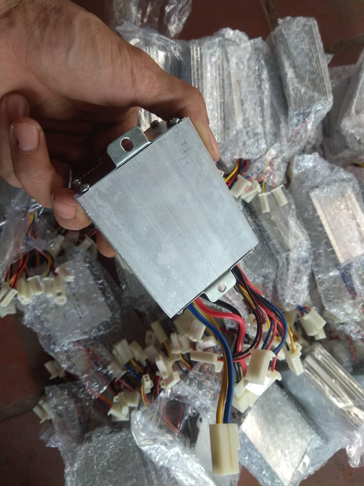 điều tốc 12v 500w chổi than