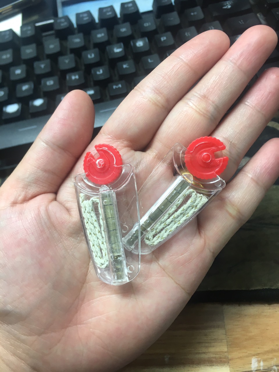 BỘ 2 TIM VÀ 14 VIÊN ĐÁ ĐÁNH LỬA THAY CHO BẬT LỬA