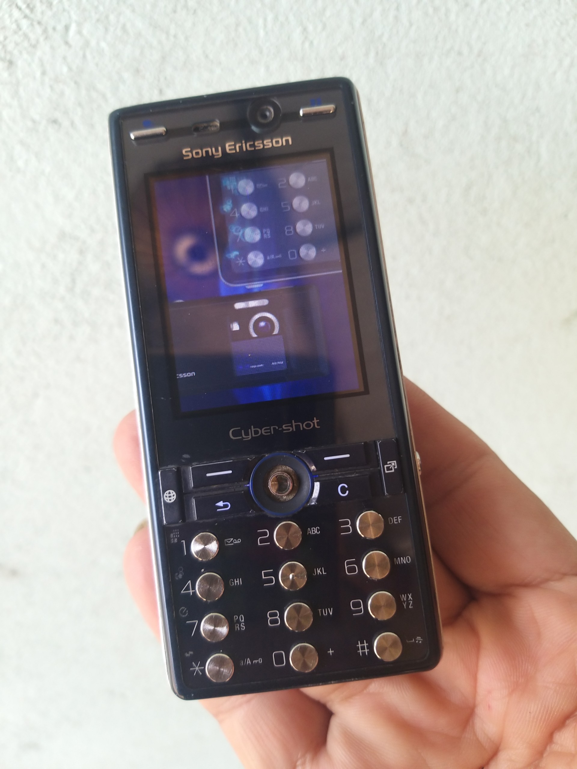 Điện Thọai Sony Ericsson K810i