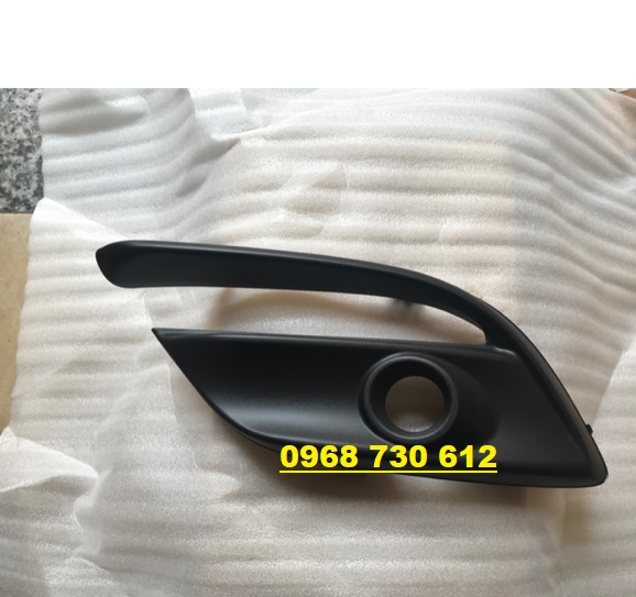 Ốp đèn gầm mazda 3 đời 2018