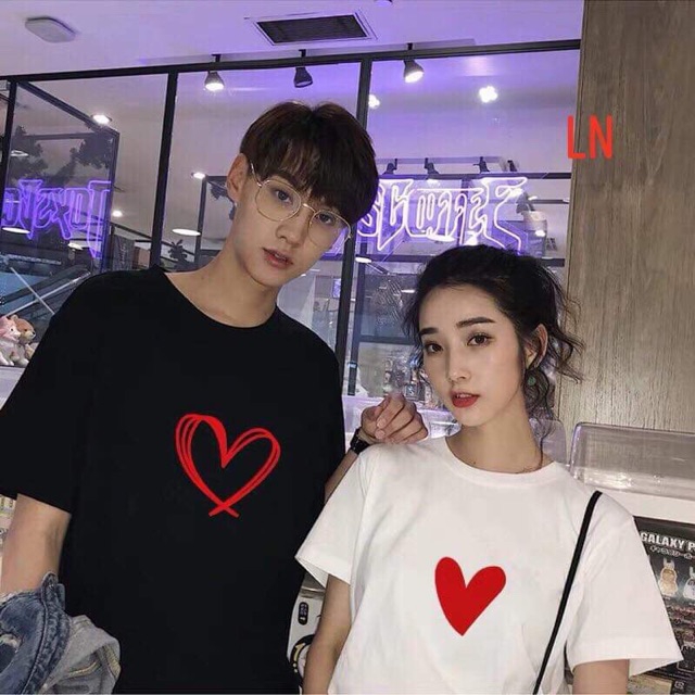 Áo thun đôi (giá  2 áo) tim ngực áo đôi nam nữ, áo cặp nam nữ