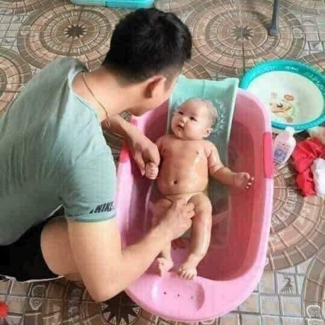 LƯỚI TẮM CHO BÉ TỪ 0 THÁNG TRỞ LÊN